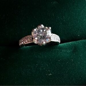 Elegant Silver Diamond Ring